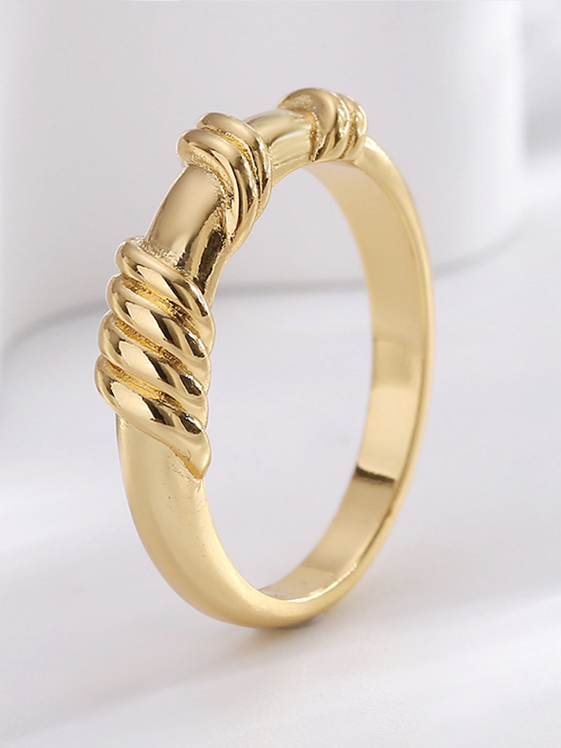 Twisted Glossy Ring