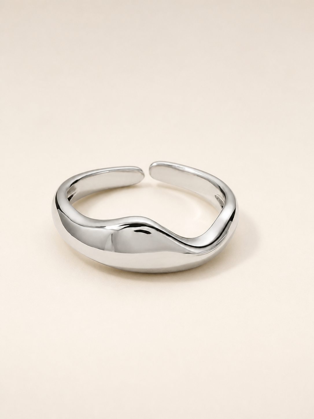 Soft Wave Dome Ring